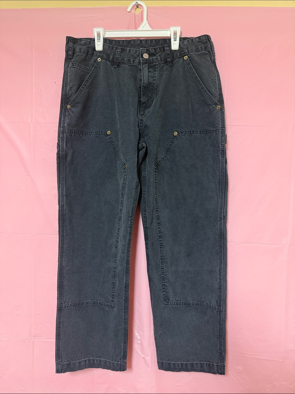 Relaxed Black Men's Jeans with Utility Pocket Details